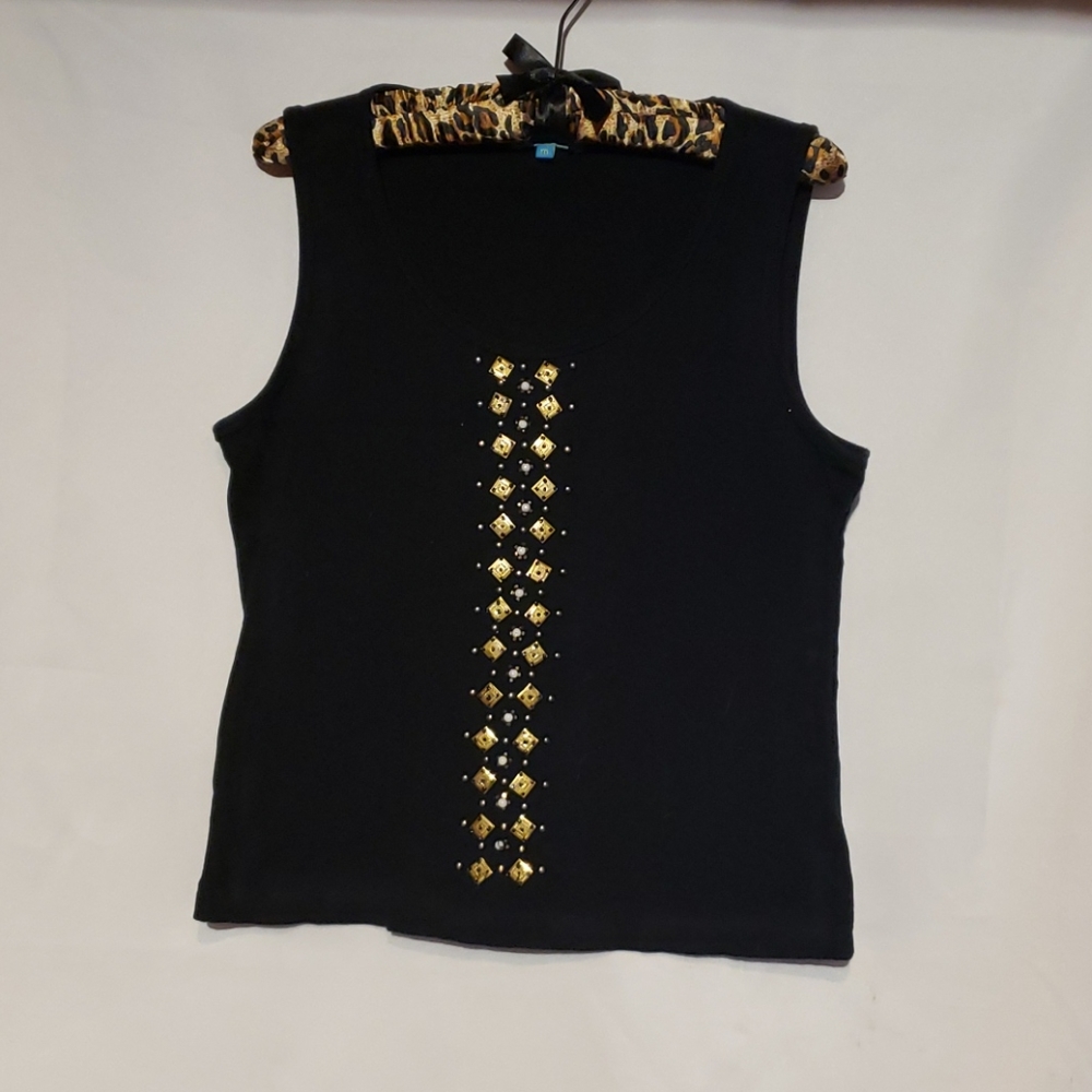 Black sleeveless top-medium